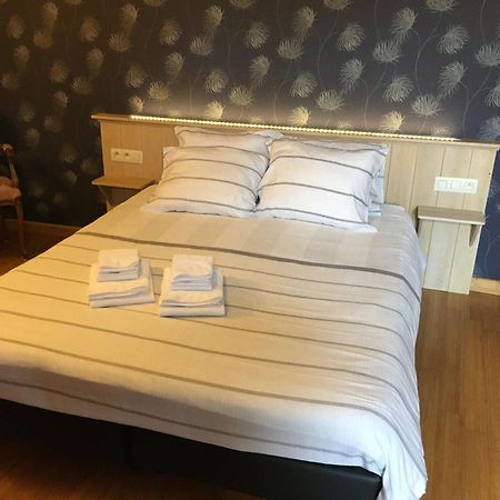 Auberge Saint-Martin Orchimont Room photo